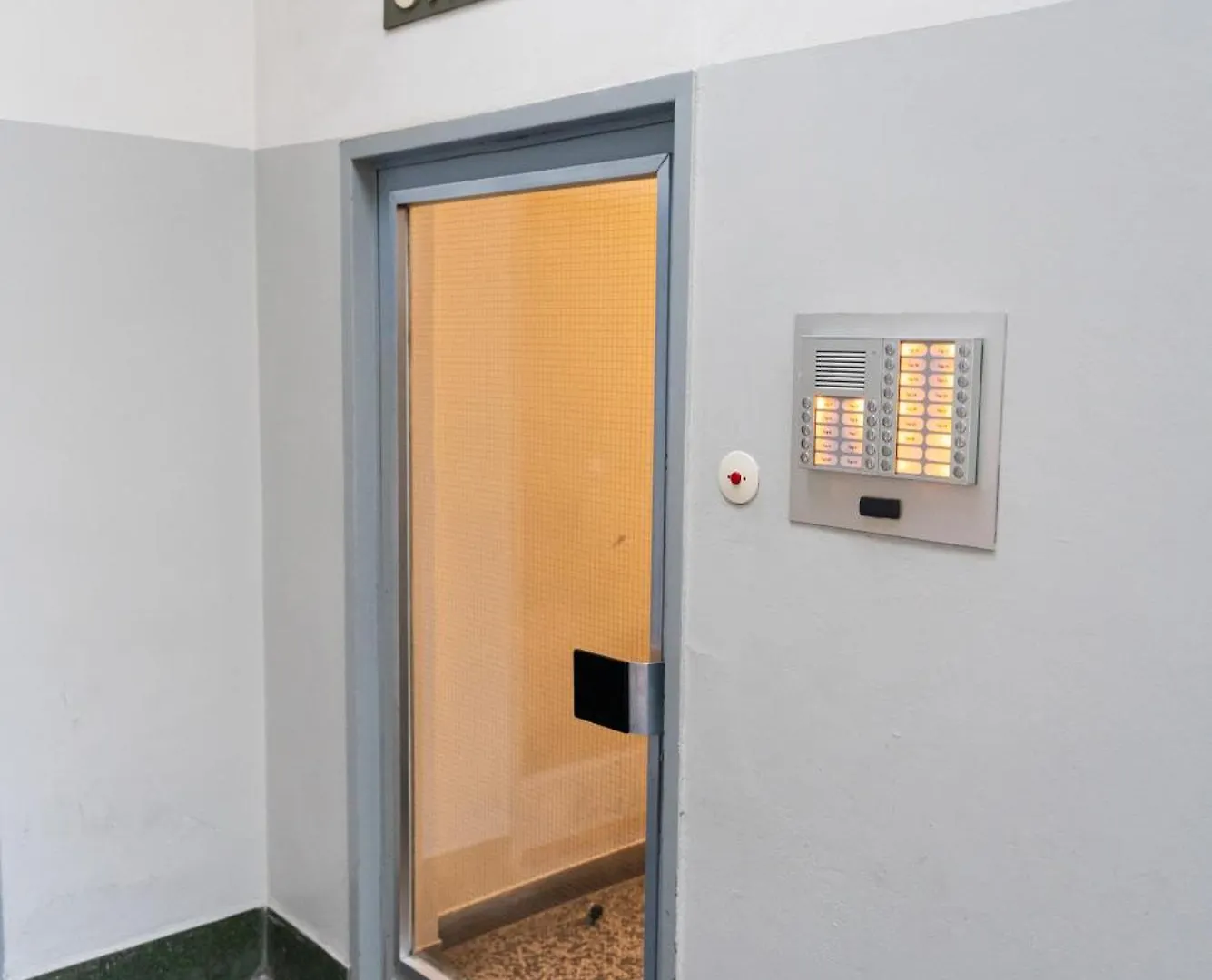 Central Living Apartment Opera Viena