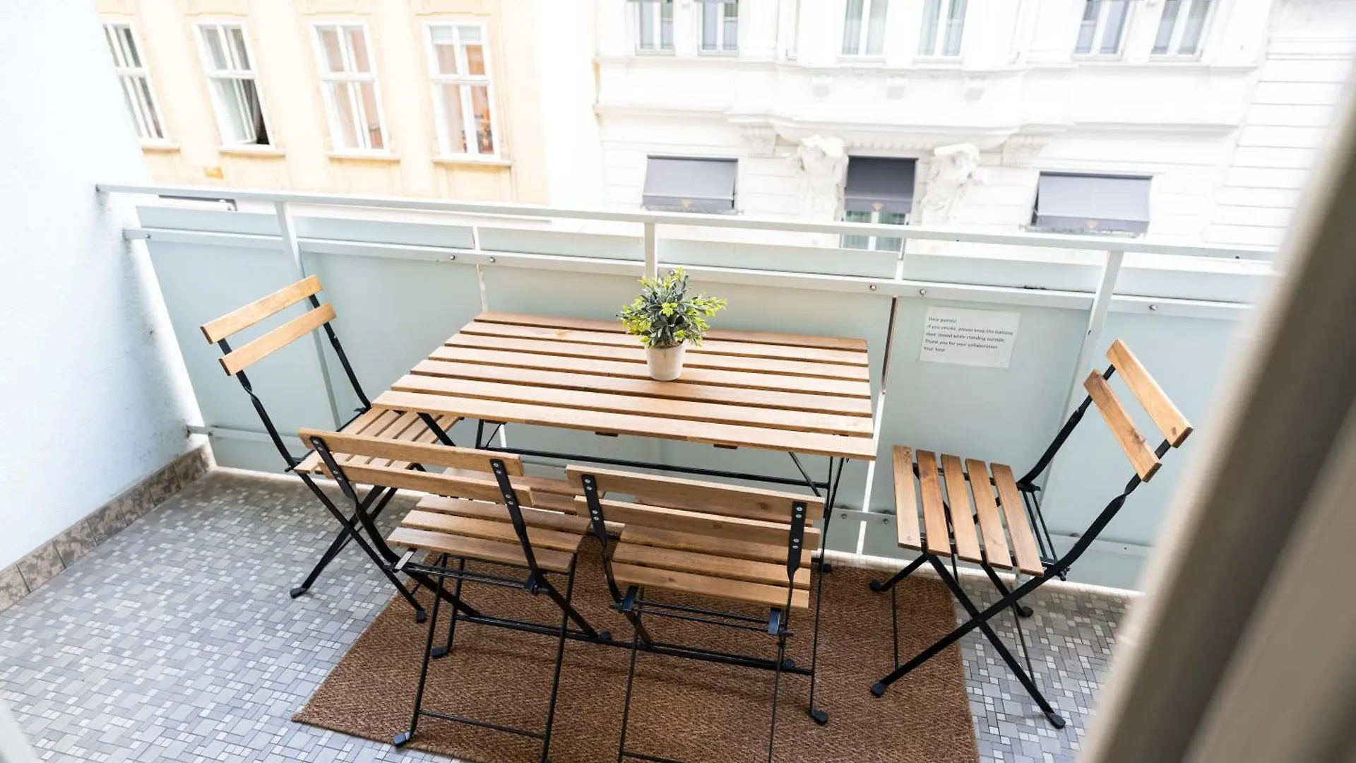 Central Living Apartment Opera Viena