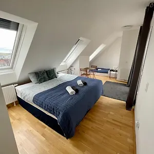 Kwatera prywatna Eca Rooftop Live - Private & Serviced, Wiedeń